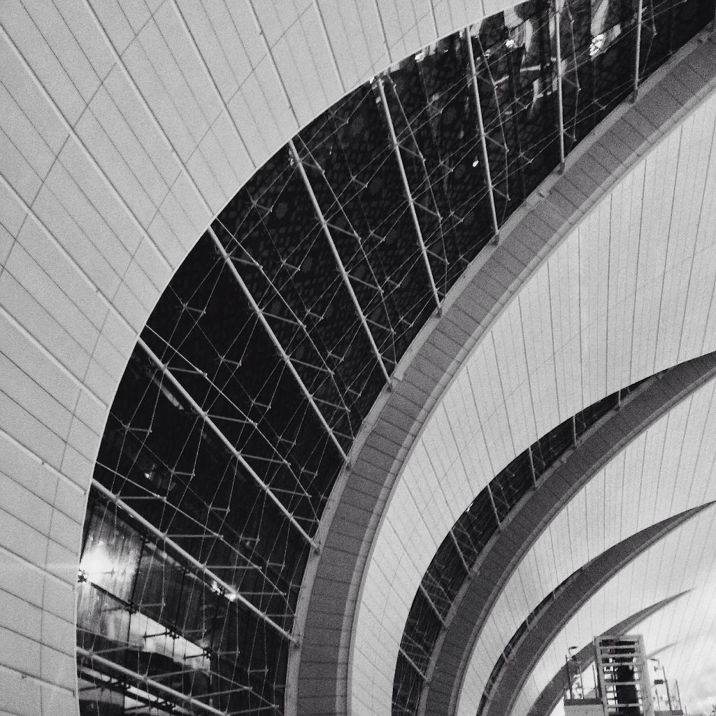 dubai airport architecture