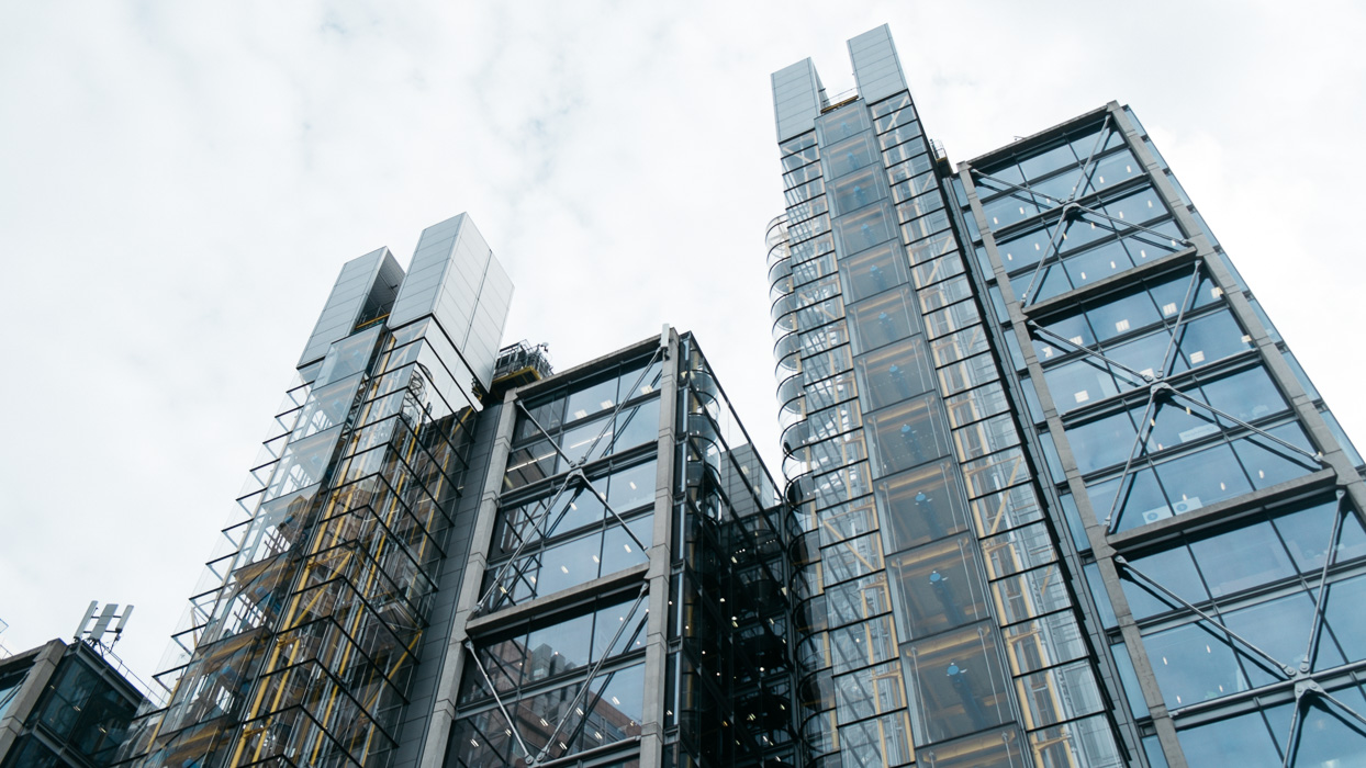 bank buildings london glass