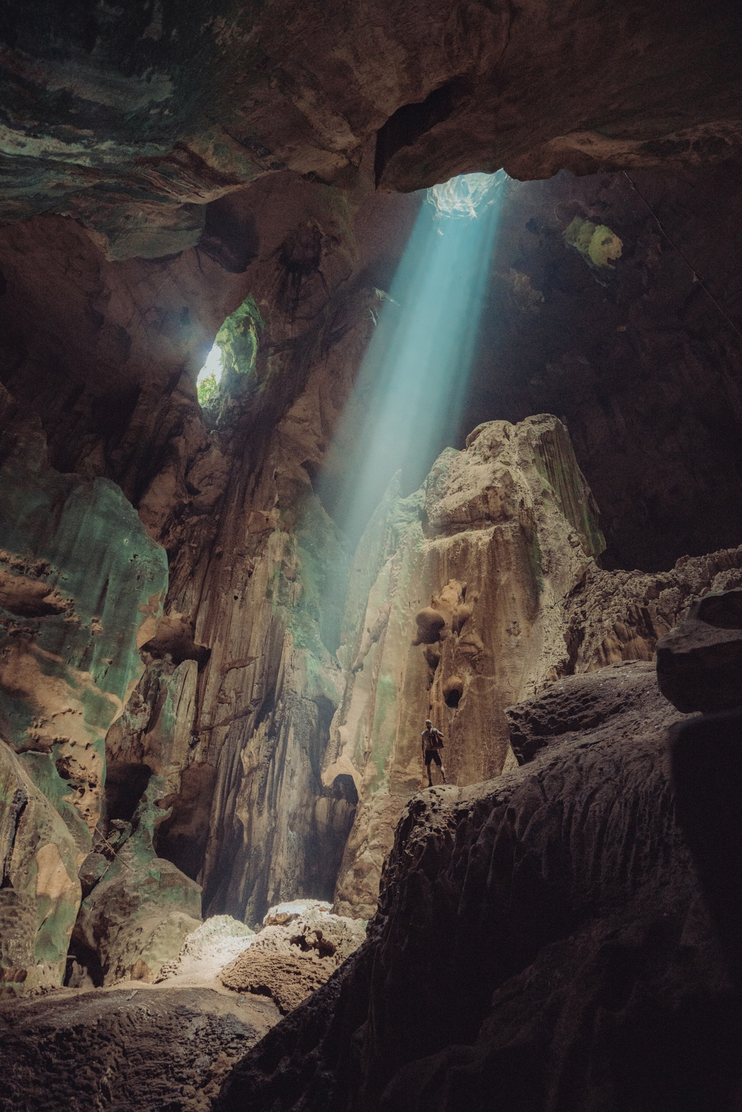 anton dee mulu caves miri national park light beam